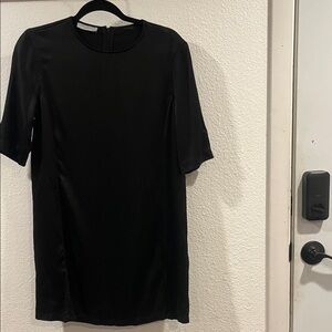 Equipment 100% Silk, Black Short Sleeve Shift Dress